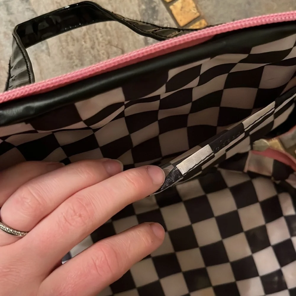 Bloomingdales Pink Beauty Bag cosmetics bag